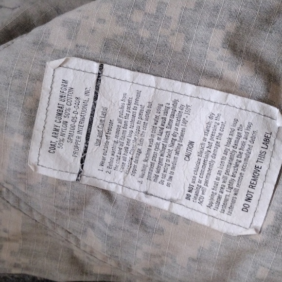 Army issued combat uniform coat - Picture 2 of 3